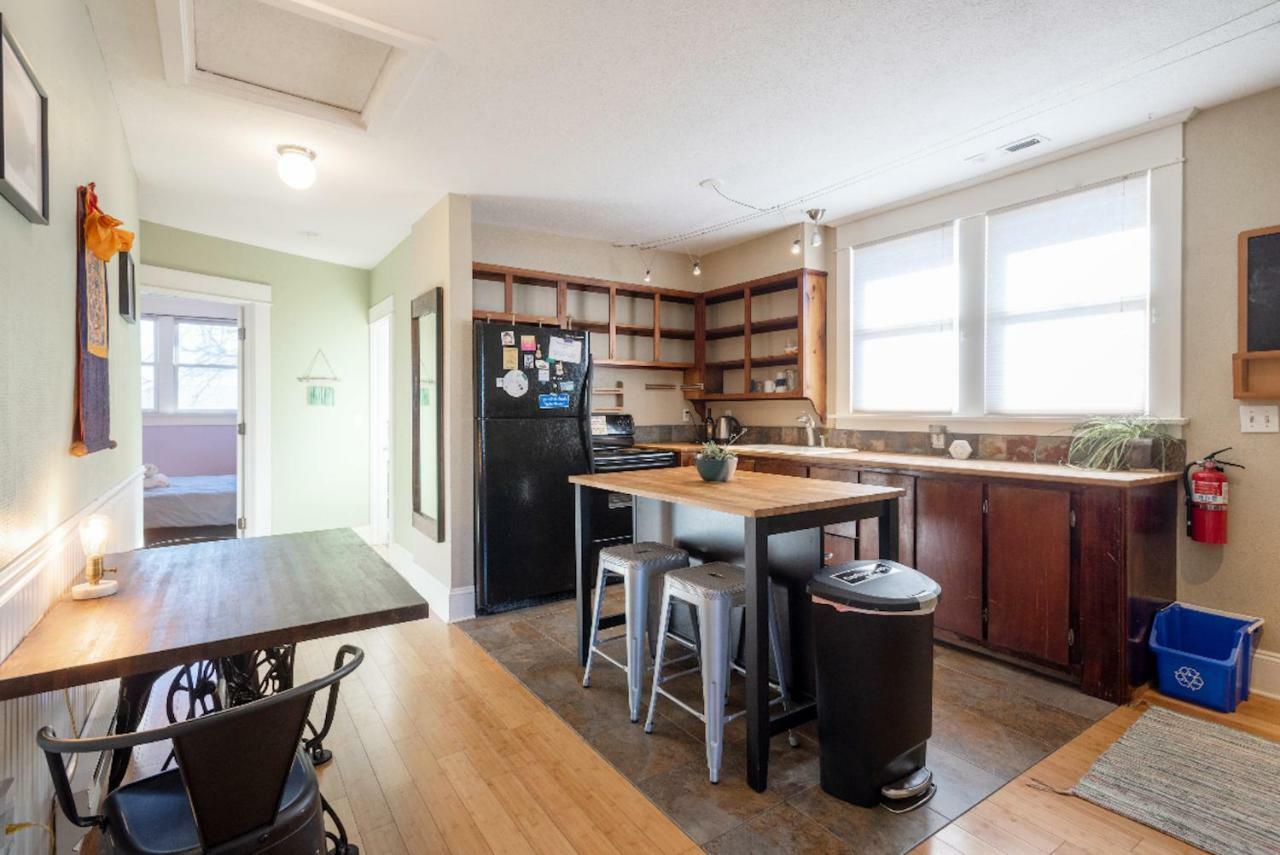 Travelers House Hostel Portland Luaran gambar
